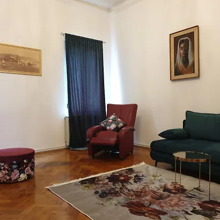 Apartment Royalguest
