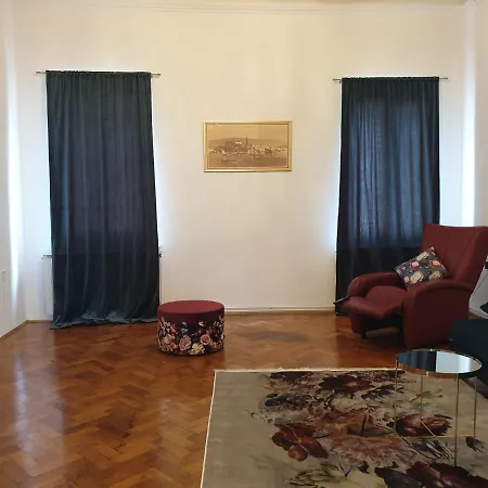 Apartment Royalguest