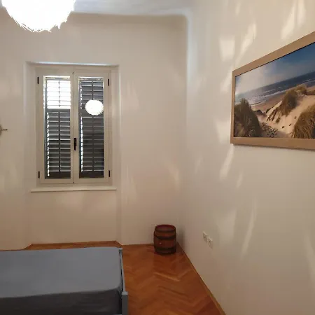 Apartment Royalguest Koper